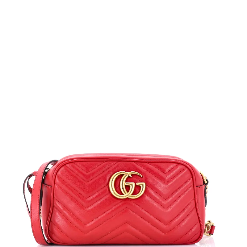 GG Marmont Shoulder Bag Matelasse Leather Small