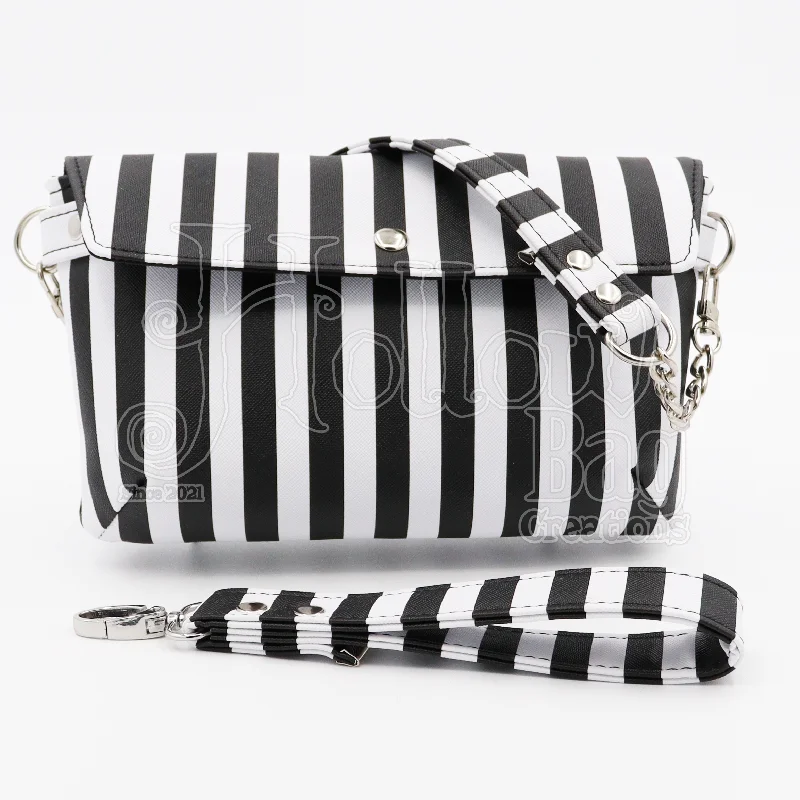 The Greedy Clutch - Striped B&W