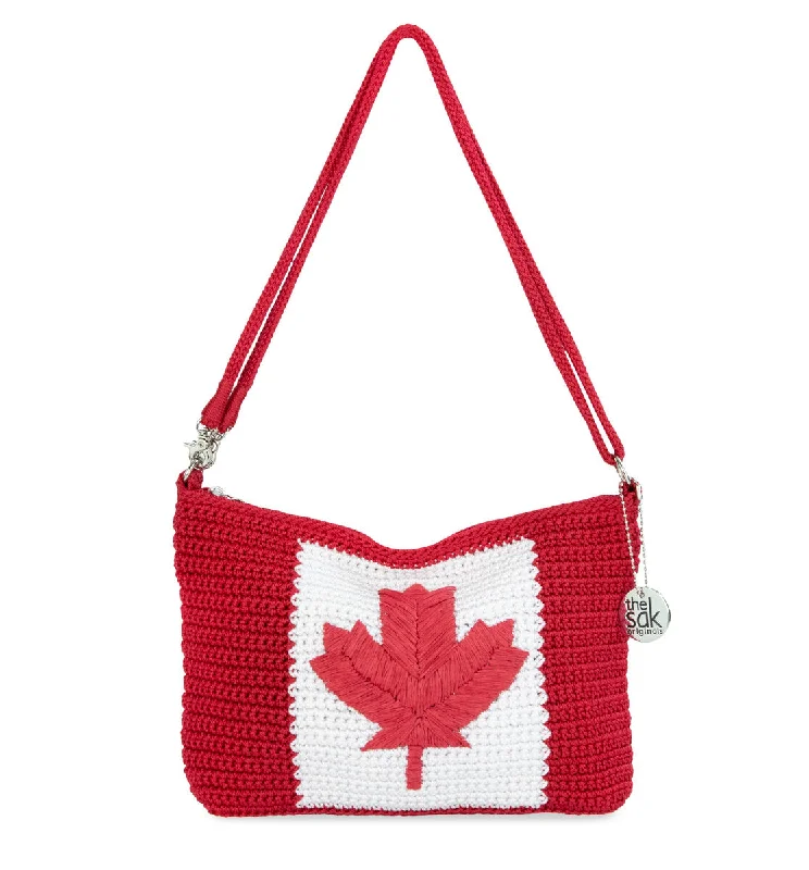 hand crochet - canadian flag